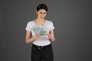 ŽENA-IN - „Vyhrála jsem milion, ale radost z něj už nemám. Výhra je spíš k vzteku než k radosti,“ říká Barbora